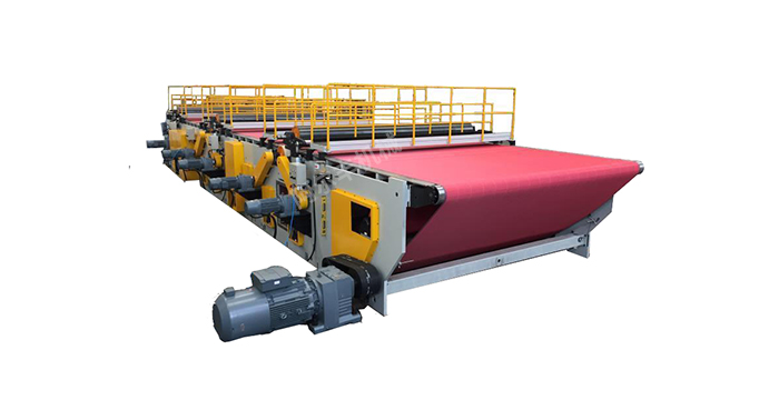 高速成網(wǎng)機.jpg 高速成網(wǎng)機.jpg